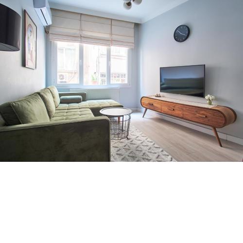 A Cute Flat in Cihangir (Taksim)