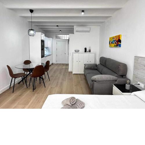 A H Rentals Picasso apartamento