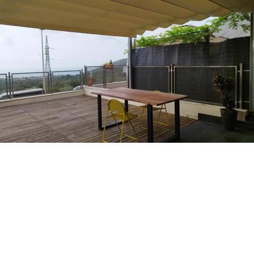 A H Rentals Vistahermosa Apartamentro