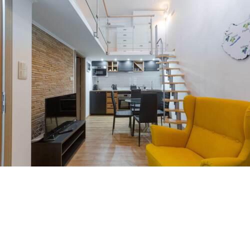 A Jaunty Place For A Gleeful Gateaway