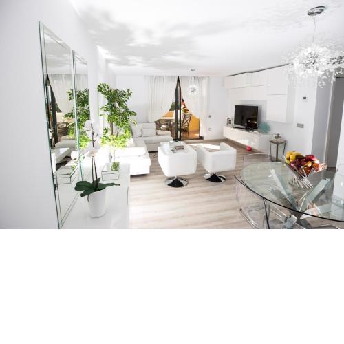 A LITTLE PIECE OF PARADISE -Mínimo 7 noches-