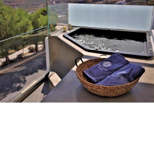A Lux Villas Santorini