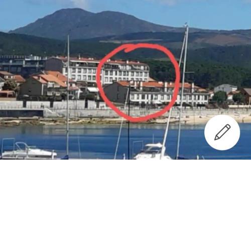 A pie de playa de Ribeira