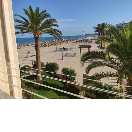 A pie de PLAYA