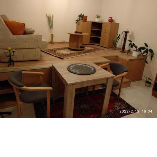a quiet studio in the heart of the city