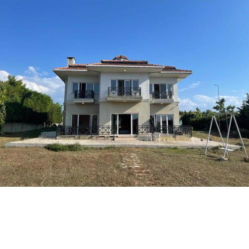 A Scenic villa near Airport
