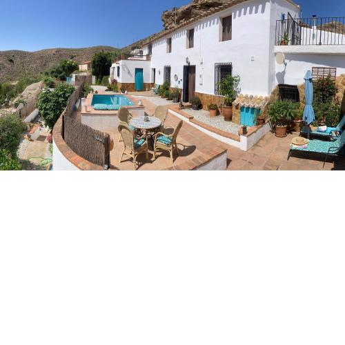 A tranquil mountain escape ensuite room with exclusive pool and terraces