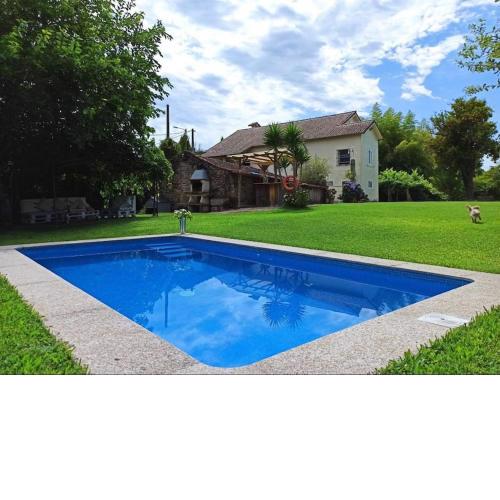 A Viña de Lina. Turismo rural con piscina y finca.