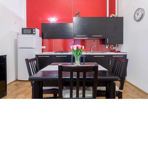 A18 Downtown Apartment