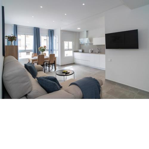 AAC Málaga - Apartamento con terraza, muy amplio, totalmente equipado, cerca del centro y nuevo!