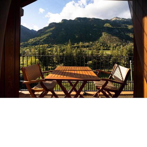 Abetal grandes vistas, con piscina-Linsoles- Benasque