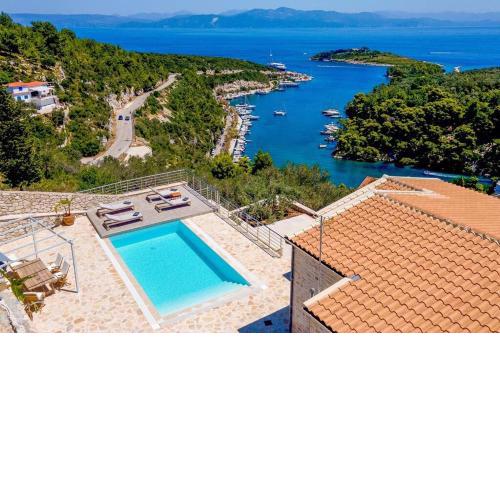 Above Blu Villa by PaxosRetreats