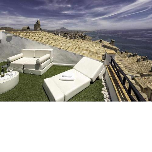 Acantilado Sea Views