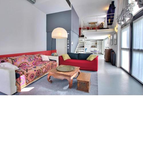 Accomodo MIT42 Design Loft - Fondazione Prada