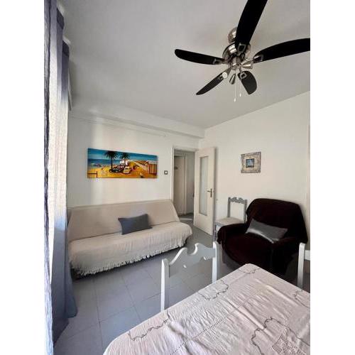 Acogedor apartamento en el puerto deportivo de Aguadulce
