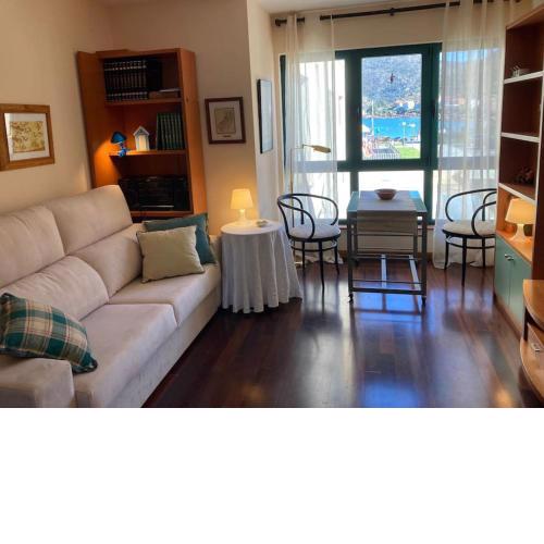 Acogedor apartamento la tranquila zona de O Pindo