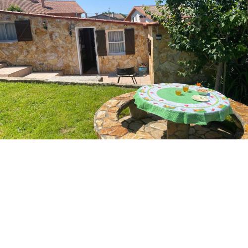 Acogedora casa p/3 c/parking a 5 min de la playa
