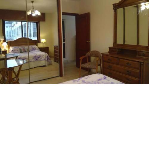 Acogedora Habitación Doble junto a Paseos & Parques