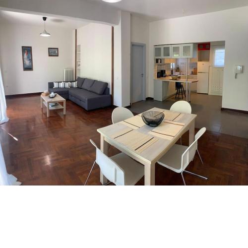Acropolis Apartment