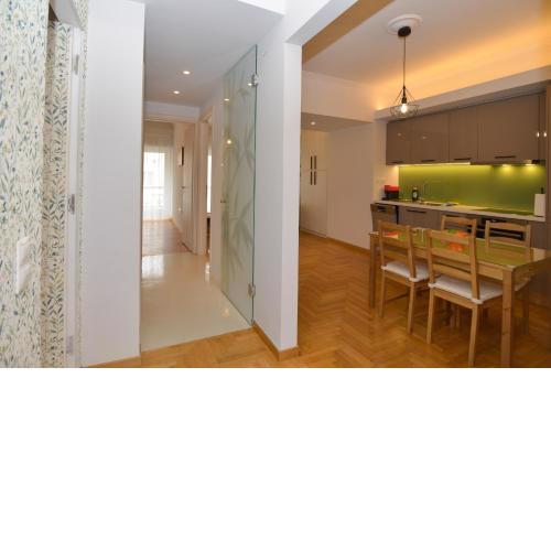 Acropolis area 2 bedroom 2 min from metro Syngrou