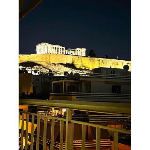 Acropolis Area Flat with Parthenon Views