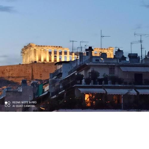 Acropolis Grand Apartment
