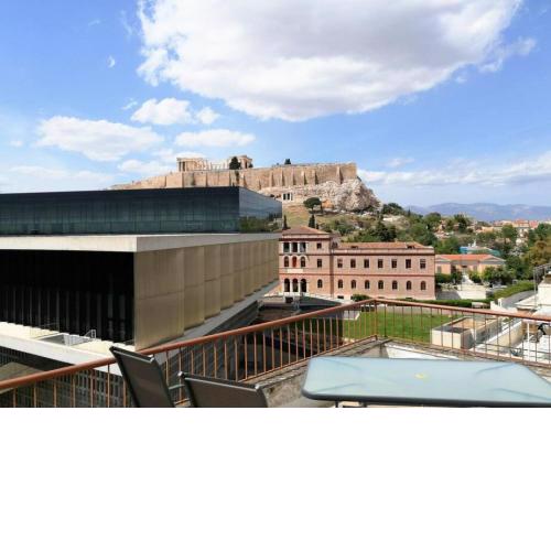 Acropolis museum grand apartment