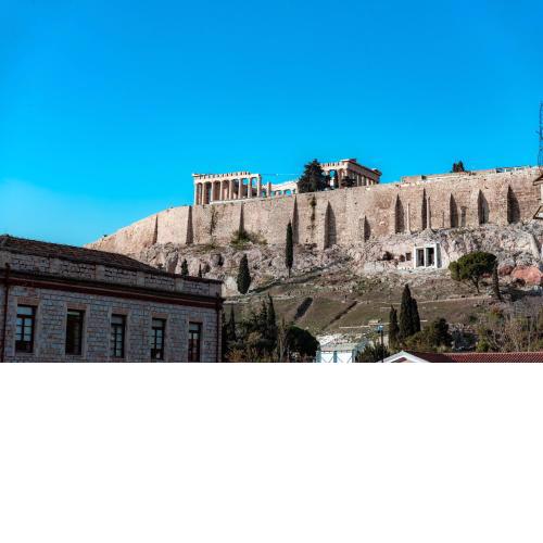 Acropolis museum residence