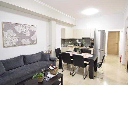 acropolis super cosy apartment