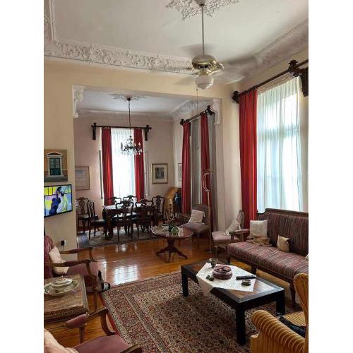 Acropolis Traditional House