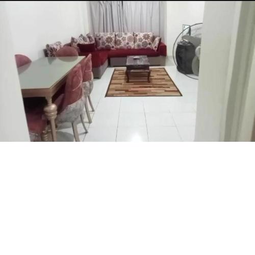 شقه مفروشه للايجار في مدينتي Ad2. 01069408173