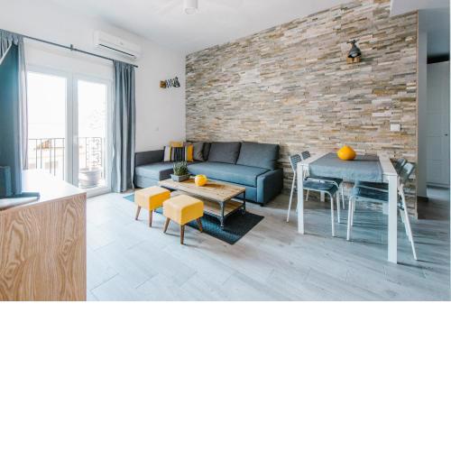 AD32 Apartamento Luminoso a los pies del Puente de Triana