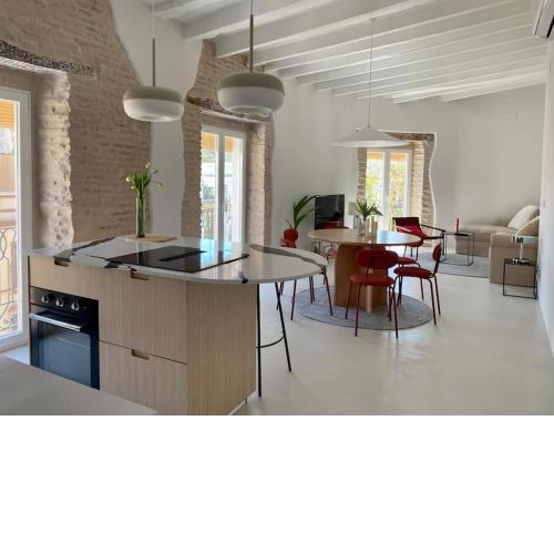 AD3B Bright 3Br and 2Bath apartment Downtown Sevilla