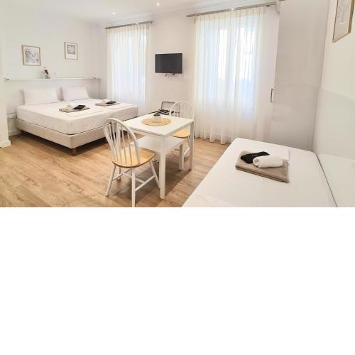 Adagio Old Town Luxury Studio