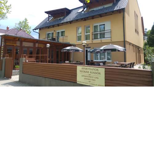 Ádám Apartmanház
