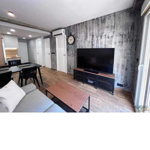 ADOME Modern Apartment