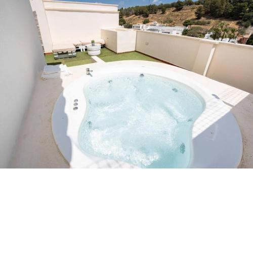 Adosado jacuzzi urb La Cañada Torremolinos