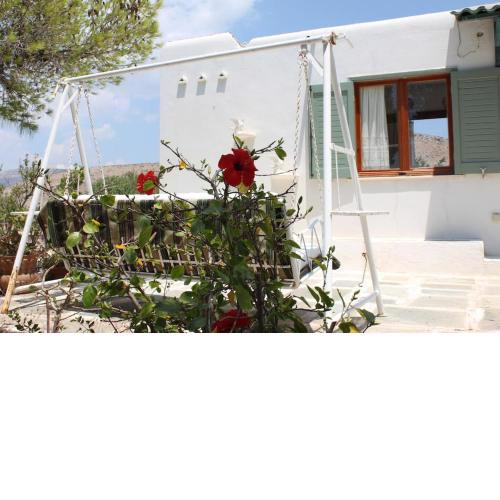 Aegean traditional home in Athens Riviera