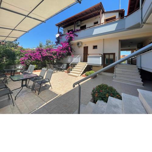 Aelia Apartments