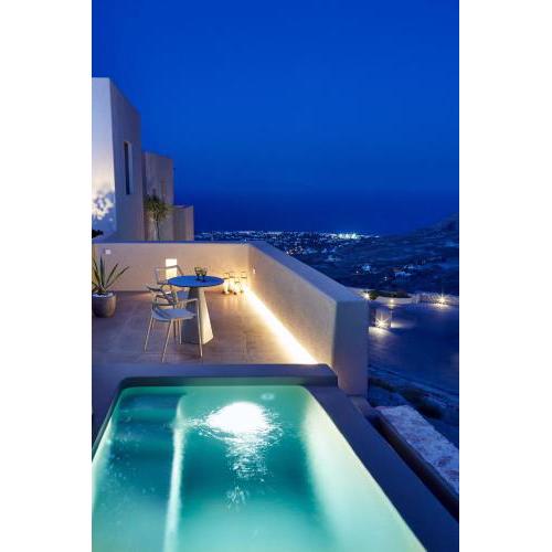 Aeon Suites - Adults Only