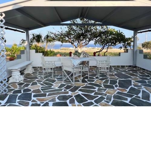 Afiartis Avli House