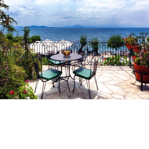 Afissos Seaside Cottage