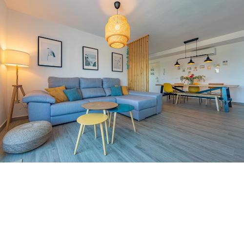 Africa views, 3 terraces, WIFI (fibre) and parking