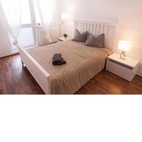 After Eight Apartment