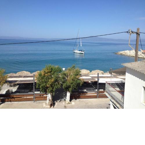 Agali 2 maizonette front of the sea