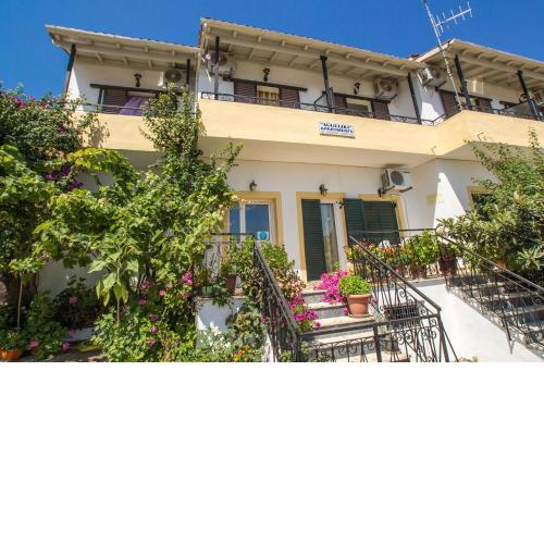 Aggeliki apartments Dassia By Hotelius