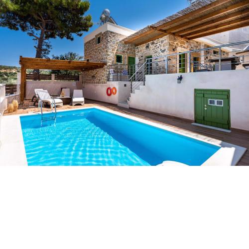 Aggel's House - stone house - private pool - courtyard - countryside views