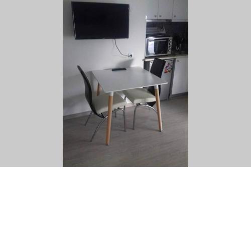 Agia Paraskevi, a cozy and minimal retire