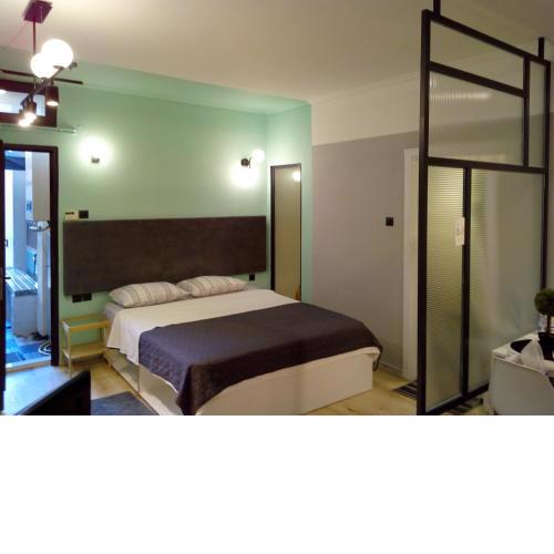 Agias Sofias Square Stunning suite