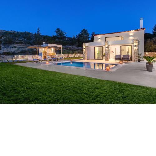 Aiora Luxury Villas